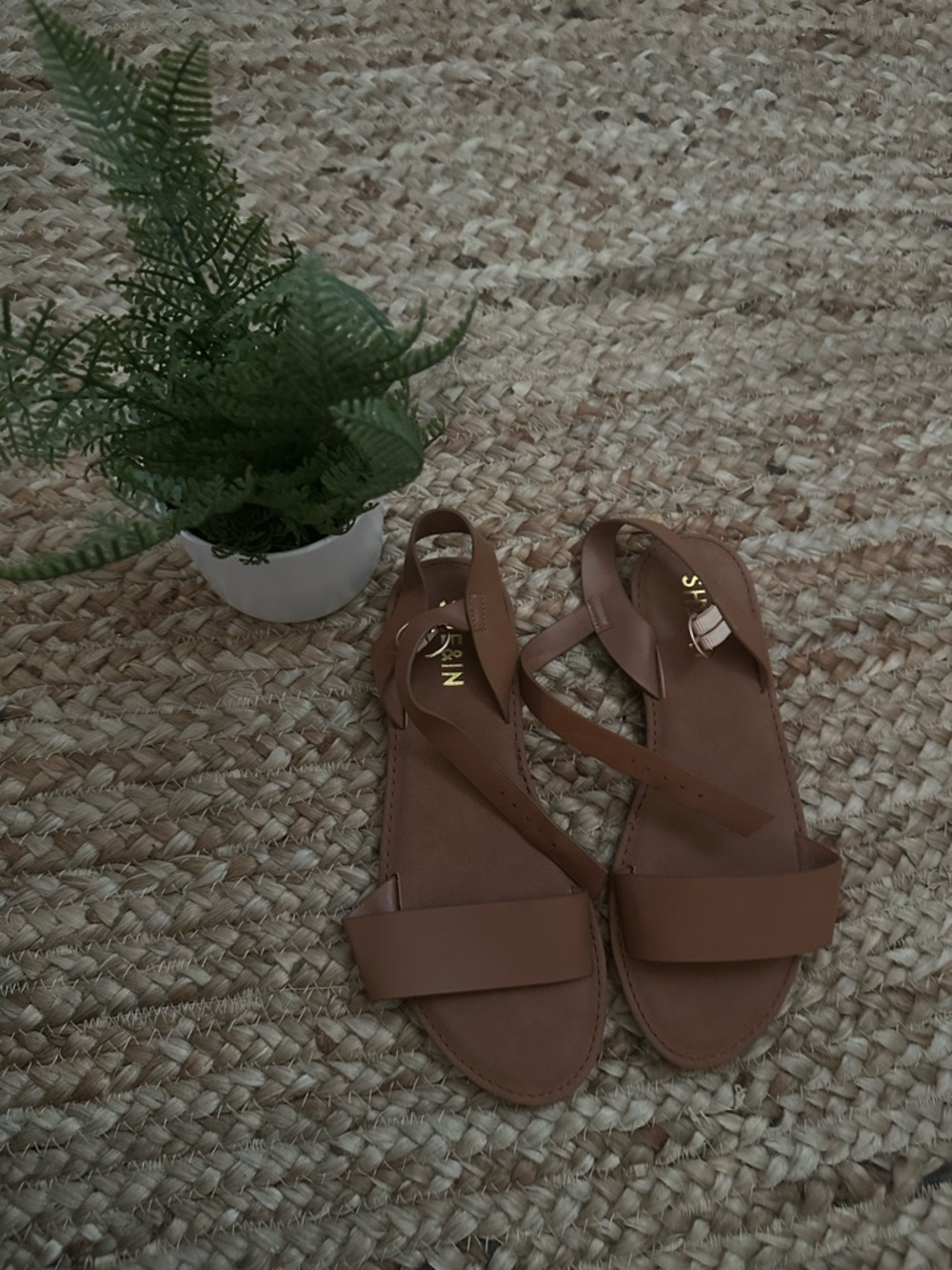 BROWN SANDALS
